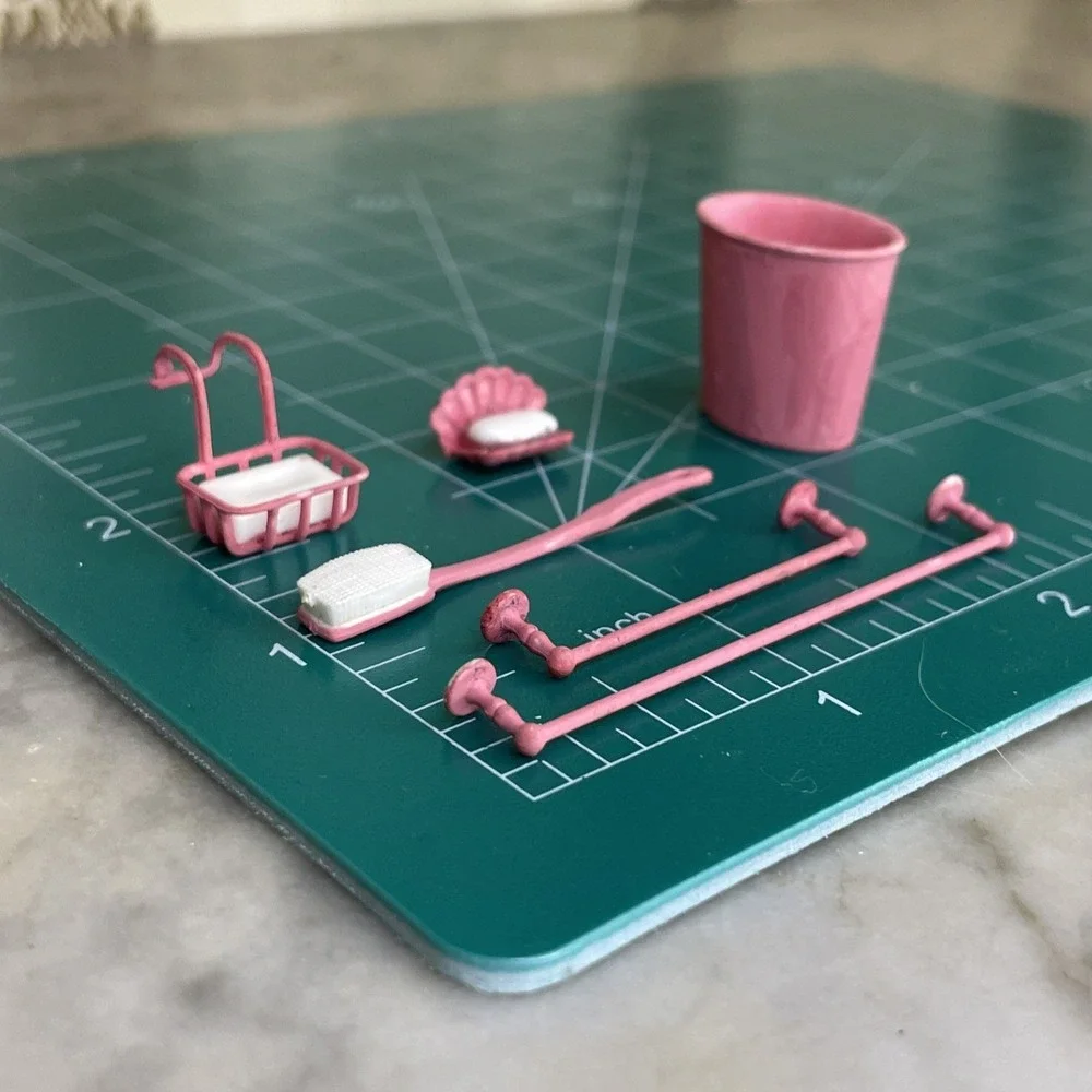 Dollhouse Miniatures 1:12 | Bathroom Accessories | Wastecan Towel Bars Soap Rest